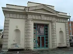 Ingreso a las termas de Tivoli