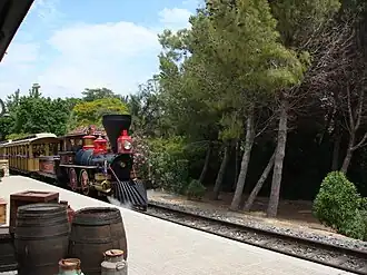 Tren entrando en la estación del norte.