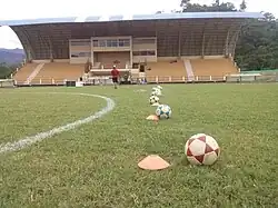 Tribuna principal (vista frontal)