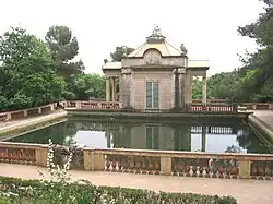 Fuente de los Delfines.