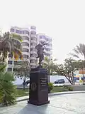 Simón Bolívar, Estatua