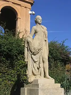 Marina, Palacio Real de Pedralbes (1929)