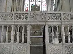 El cierre de la capilla