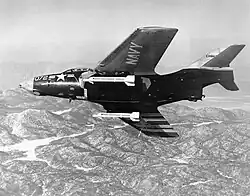 F9F-8 con misiles Sidewinder 1956