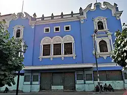 Edificio en la plaza Italia, Barrios Altos