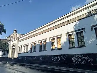 Fachada actual de la ESIME en la calle de Allende