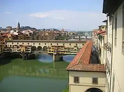 Florencia, Ponte Vecchio, Estructura y coincidencia