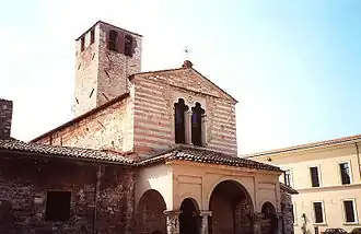 Santa Maria infraportas, Foligno
