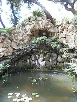 Fuente de la Pirámide.