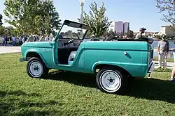 1966 Bronco convertible, lado izquierdo