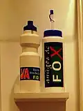 Botellas de la campaña de Fox.
