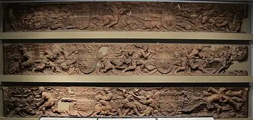 Los trabajos de Hércules, frisos que se encontraban en una de las salas.