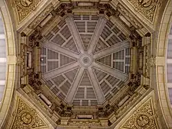 Interior de la cúpula.