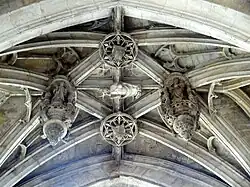 Bóvedas à liernes y tercerones (capilla lateral)