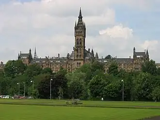 Edificio Gilbert Scott de la Universidad de Glasgow, ejemplo neogótico