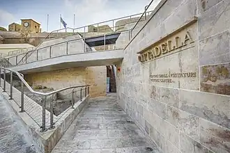 Centro de Visitantes de la Ciudadela, construido durante las restauraciones entre 2014-2016.