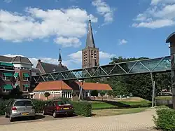 Groenlo, la antigua capilla y la iglesia