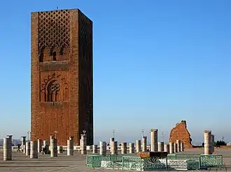 Torre Hasán (1195-1199), alminar de la mezquita mandada construir por sultán almohade Yaqub al-Mansur (siglo XII) en Rabat