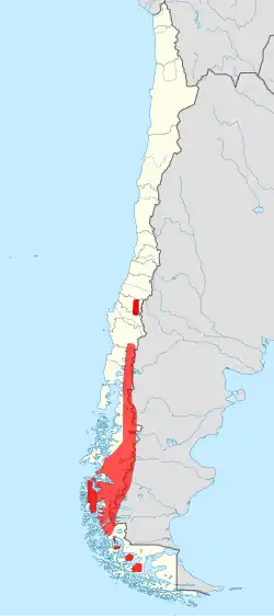 Ubicación geográfica del huemul por el sur de Chile y al suroeste de Argentina .[1]​ En 1900 abarcaba un área mucho mayor y más densamente poblada de huemules por toda la Patagonia, en Sudamérica, cerca del Pacífico.