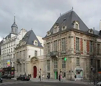 Hôtel de Mayenne (1613-1617).