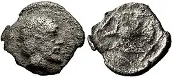Moneda del gobernador de Magnesia Arquéptolis, hijo de Temístocles, hacia 459 a. C. Este tipo de moneda es similar a las emitidas por el propio Temístocles como gobernador de Magnesia. El diseño del anverso podría ser un retrato de Temístocles.[14]​
