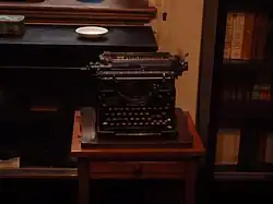 Antigua máquina de escribir Underwood, usada por Porras y Vargas Llosa.