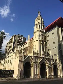 La única parte del Monasterio de Bellavista que no fue demolida, la Iglesia de Nuestra Señora de la Victoria construida por Salvador Vásquez y diseñada por Eugenio Joanon.