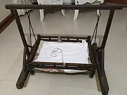 Una cuna de madera de la India