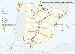 Red de oleoductos y refinerías en 2015