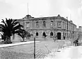 El edificio en 1910.