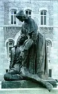 Su estatua en el hospital Hôtel-Dieu de Montréal