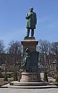 Monumento a su padre el poeta J. L. Runeberg, Helsinki.
