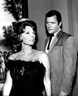 Richard Long y Julie London en The Big Valley, episodio "They Called Her Delilah"