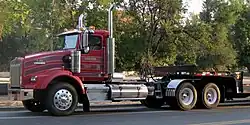 un Kenworth T800 tractocamión