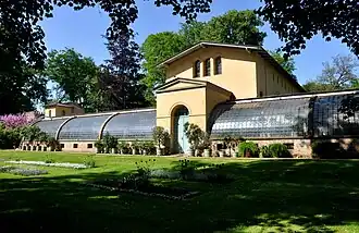 Invernaderos basados en el modelo inglés en Berlín-Glienicke de 1839