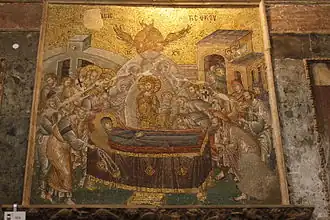 Mosaico de la Dormición de la Virgen en la naos.