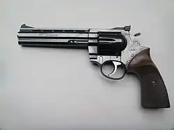 El Korth Combat .357 Magnum es un revólver de alta gama manufacturado artesanalmente en Alemania.