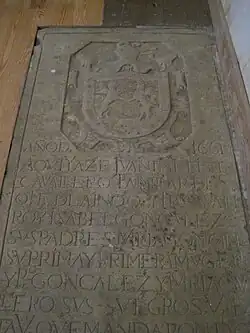 Lápida de la familia Caballero