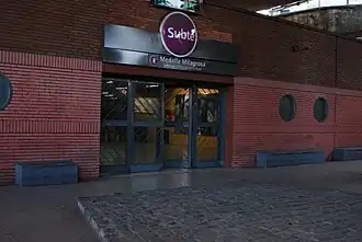 Acceso a la estación