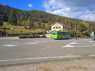 Autobús de las líneas 691 y 692 de Interurbanos en el Puerto de Cotos. Con parte de su recorrido en el Real Sitio de San Ildefonso (provincia de Segovia), son los únicos interurbanos que no presta enteramente sus servicios en la Comunidad de Madrid