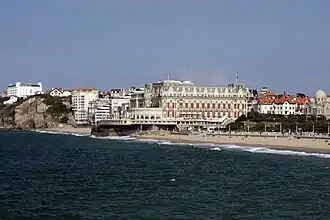Hôtel du Palais, en la playa de Biarritz.
