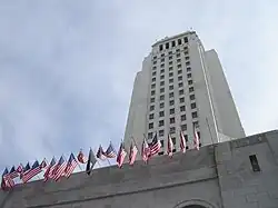 El edificio visto desde la planta baja.