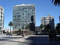 Desde la Plaza Independencia