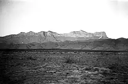 Cara oeste de la sierra de Guadalupe (Lang, 1935)[4]​