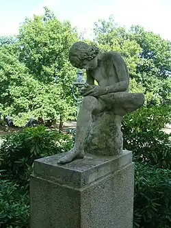 "Le Tireur d’épine" (sacándose una espina).