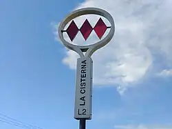 Letrero en el acceso a la estación.