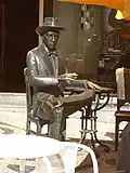 Fernando Pessoa, en Chiado