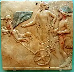 Pinax con Eros, Hermes y Afrodita procedente de Locri.