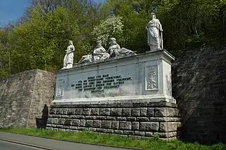 Monumento al canal (Kanaldenkmal) en Burgberg en Erlangen