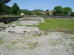 El templo dedicado a la adoración del emperador.